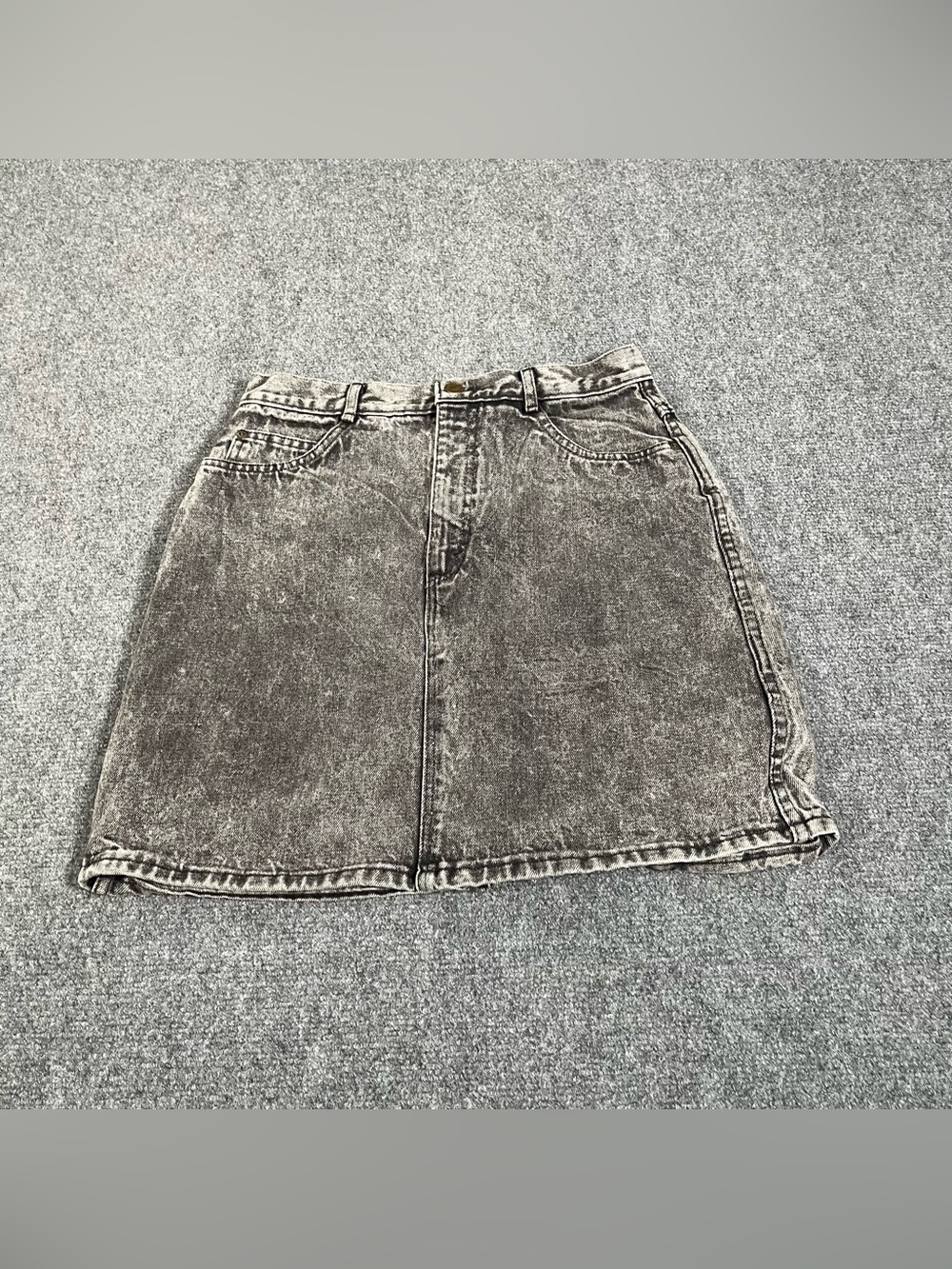 Vintage Denim Skirt Women’s Size 28 70s 80s Acid Wash Made In USA Preppy